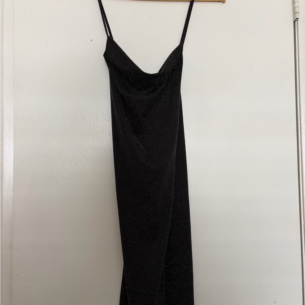 Elegant Black Maxi Dress with Spaghetti Straps
